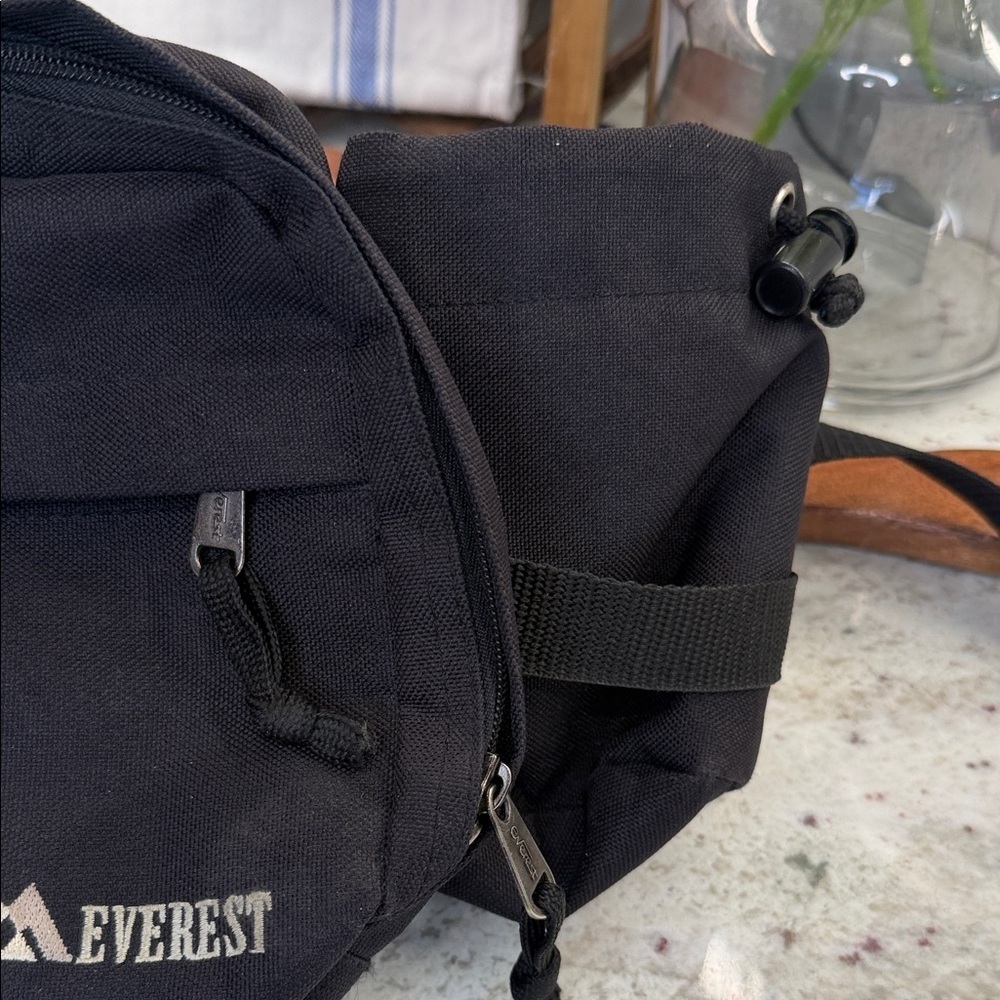 Everest Hiking Bag View 4